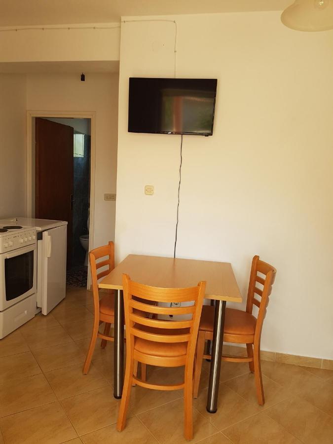 Apartments Anka Privlaka  Luaran gambar