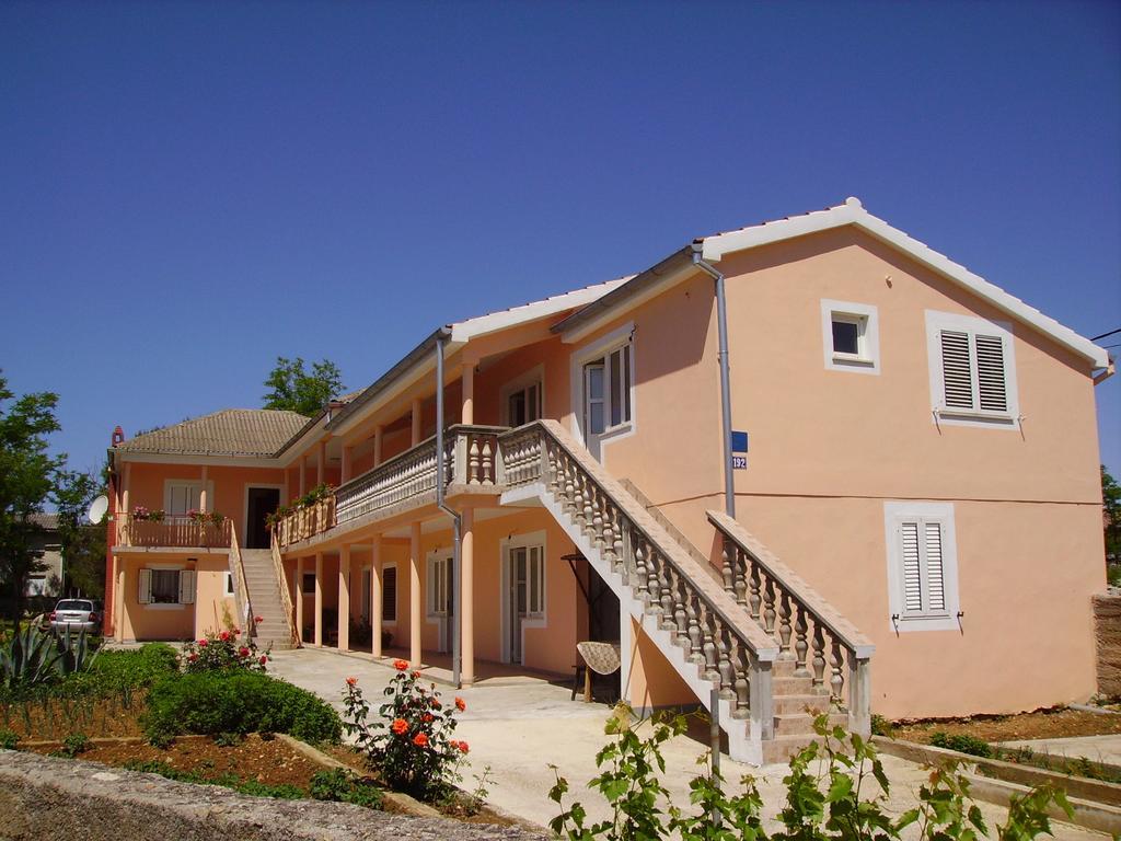 Apartments Anka Privlaka  Luaran gambar
