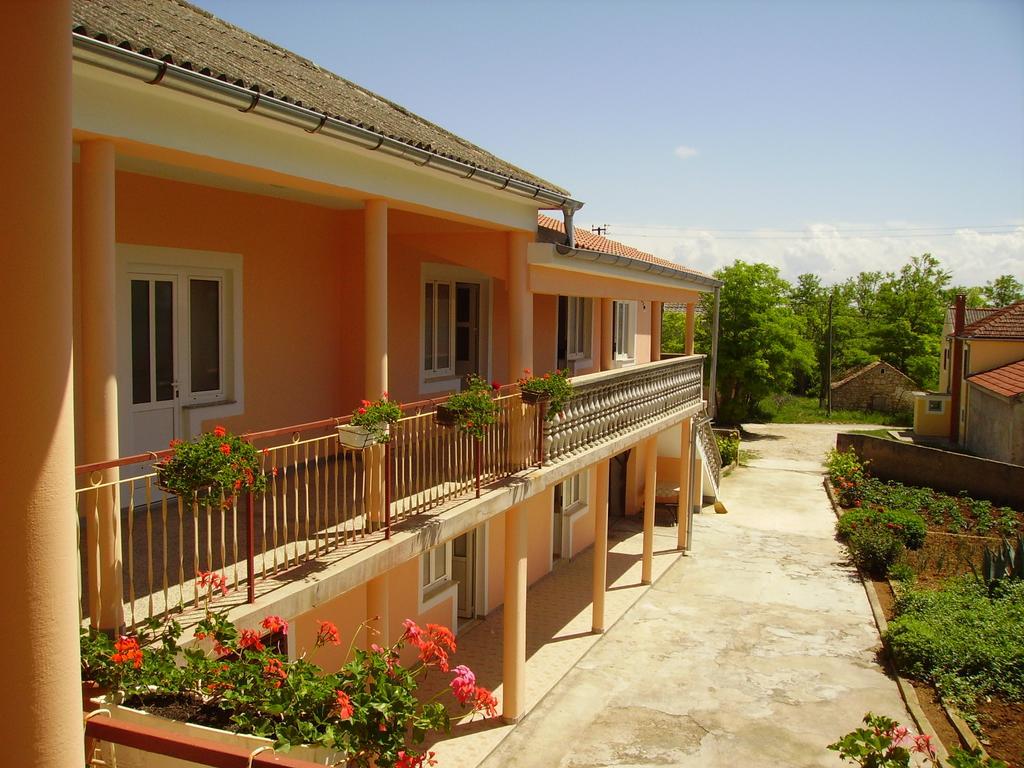 Apartments Anka Privlaka  Luaran gambar